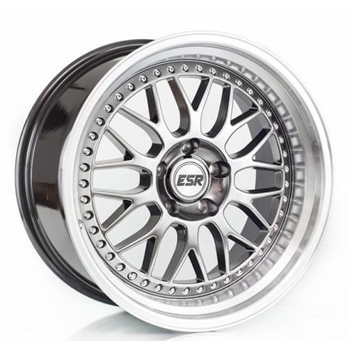 ESR SR01 Hyper Silver W/ Machined Lip - Part Number 89551415 SR01HS-ML 5X108 ESR SR01 Hyper Silver W/ Machined Lip Photo