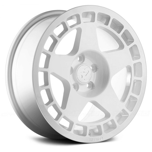 Fifteen52 Turbomac FF04 Rally White - Part Number TURRW-88554+30 Fifteen52 Turbomac FF04 Rally White Photo